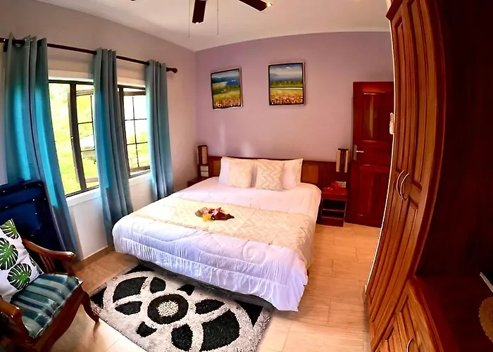 Appartement Belle Montagne Grand Anse (Mahe)