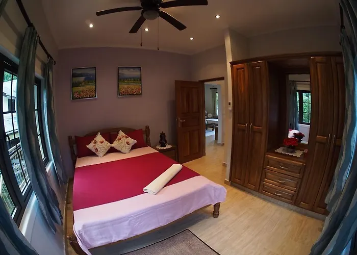 Belle Montagne Appartement Grand Anse (Mahe)